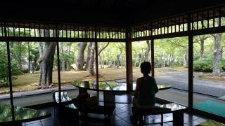 �摜(320x180)�E�g��摜(640x360)