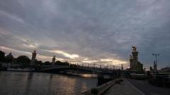 �摜(240x135)�E�g��摜(640x360)