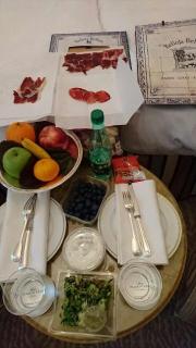 �摜(180x320)�E�g��摜(360x640)