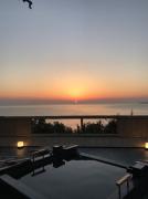 �摜(134x180)�E�g��摜(479x640)