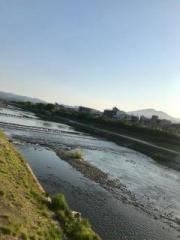 �摜(180x240)�E�g��摜(480x640)