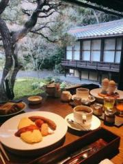 画像(180x240)・拡大画像(480x640)