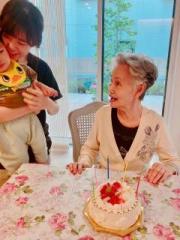 �摜(180x240)�E�g��摜(480x640)