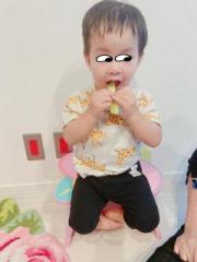 �摜(180x240)�E�g��摜(480x640)