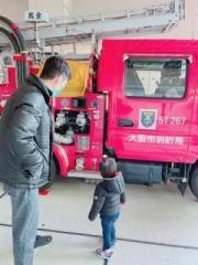 �摜(180x240)�E�g��摜(480x640)