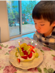 �摜(181x240)�E�g��摜(484x640)