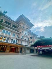 �摜(180x240)�E�g��摜(480x640)